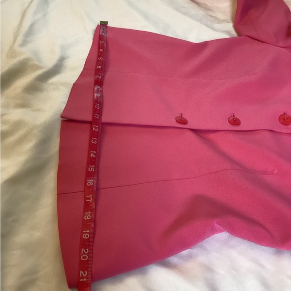 Kasper Pretty Pink 2 Piece Suit Size 8P - Picture 12 of 16